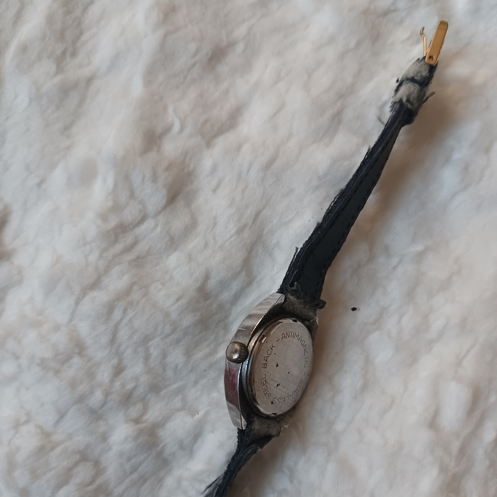Roleit quartz Watch vintage black leather band gold tone stainless steel 17rubis - Picture 6 of 9